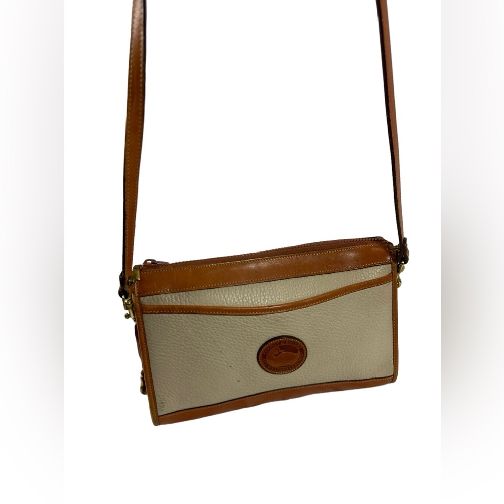 RARE DOONEY & BOURKE ivory two tone leather  crossbody with exterior pockets